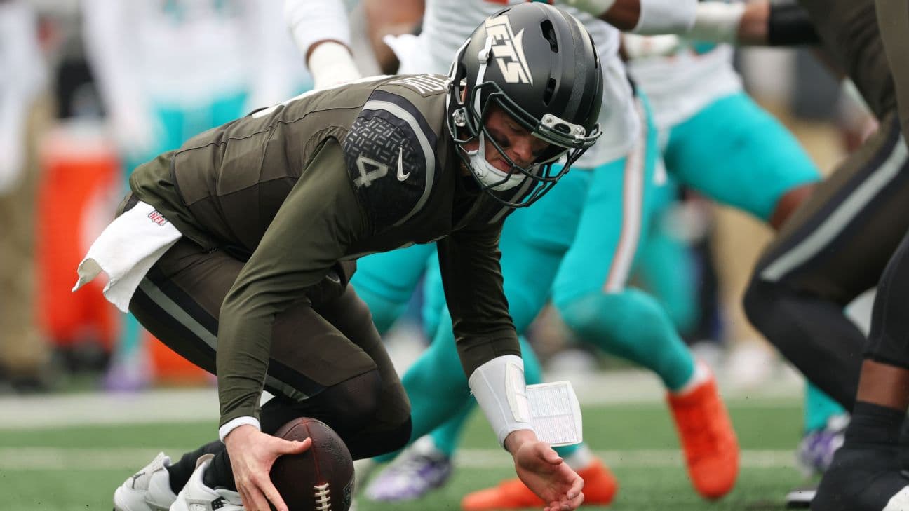 Jets rookie quarterback Brady Cook made his NFL regular-season debut without the benefit of any first-team reps and struggled after Tyrod Taylor left with an injury.