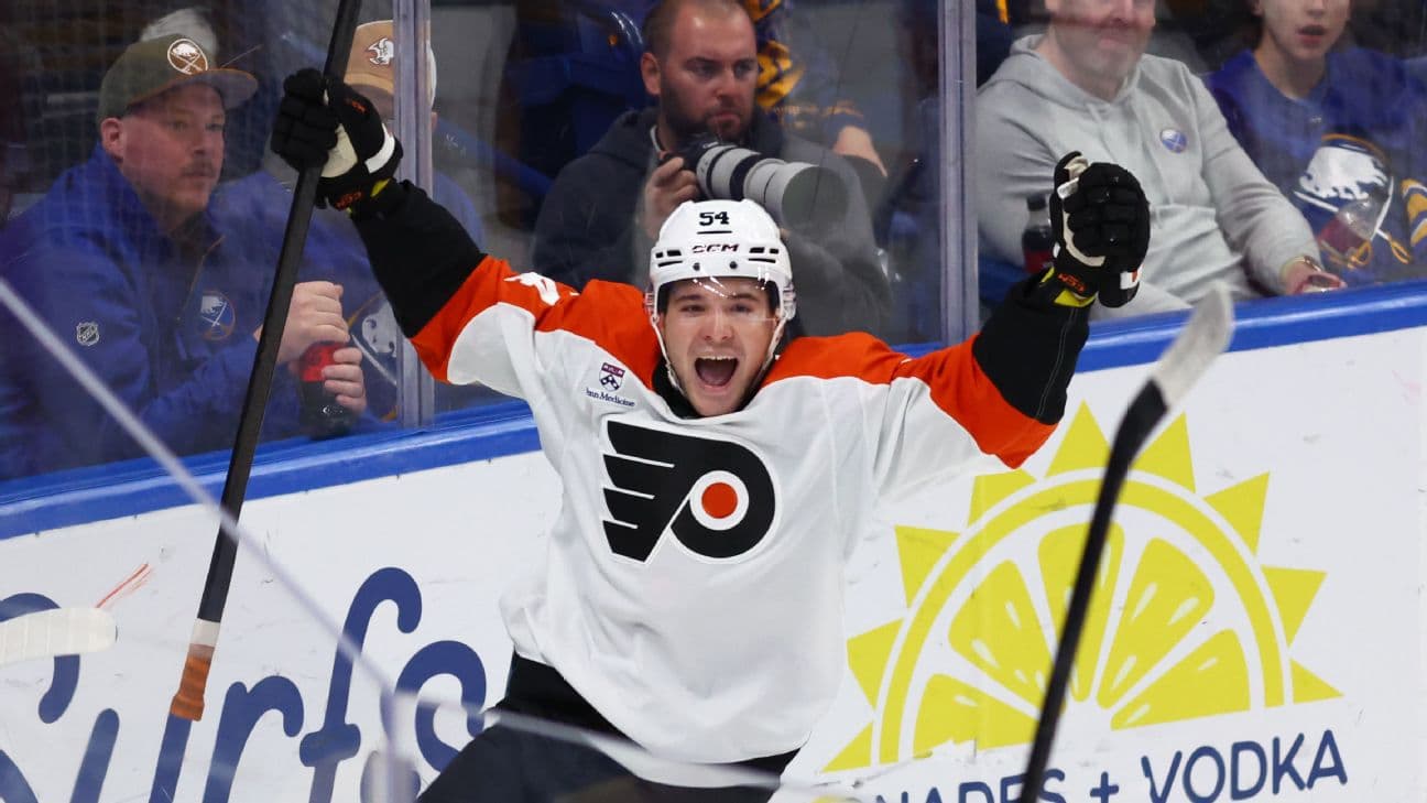 The Flyers' Cole Knuble celebrates his second goal of the night Wednesday.