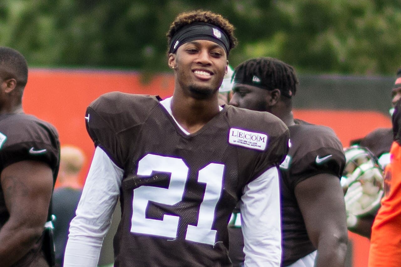 Denzel Ward of the Cleveland Browns