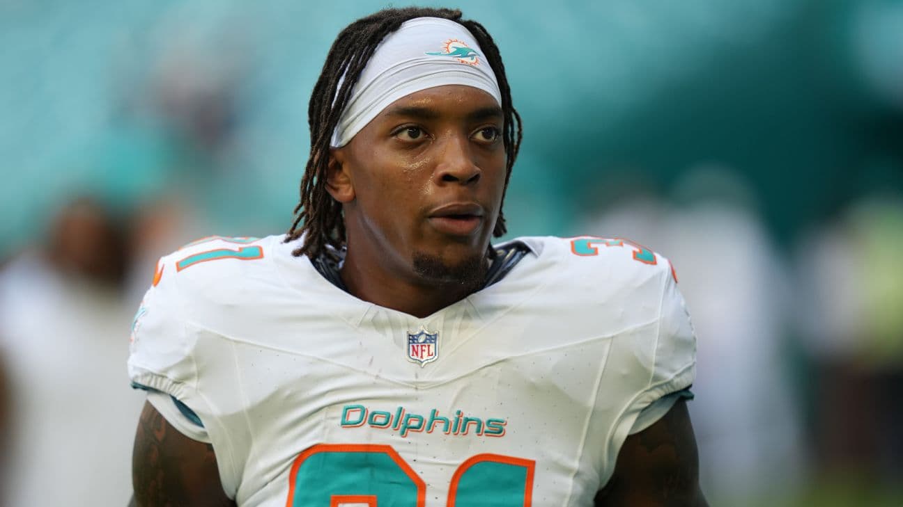 After being used sparingly in Weeks 1 and 2, Ollie Gordon II earned nine touches in Week 3, including a valuable goal-line carry, which he cashed in for a touchdown.
