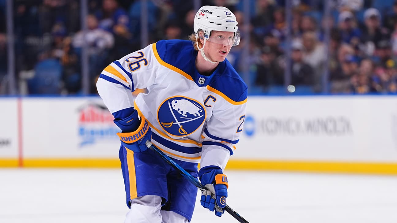 Rasmus Dahlin in action