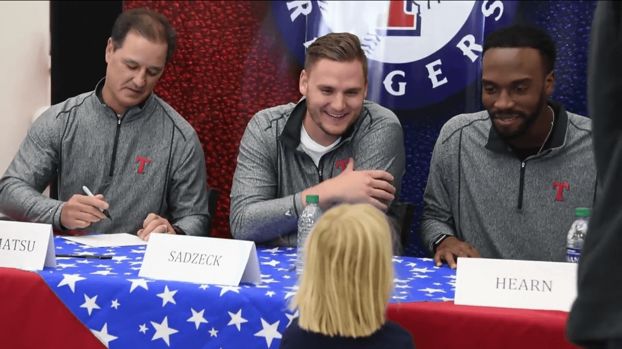 Texas Rangers members visit Dyess