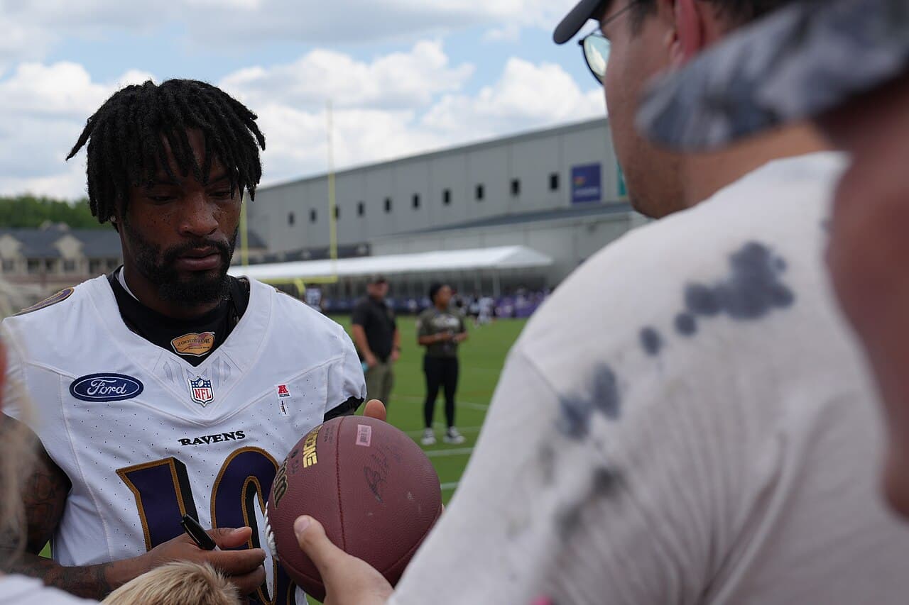 Fort Meade Service Members attend Baltimore Ravens Training Camp ( -A-KH314-5596)