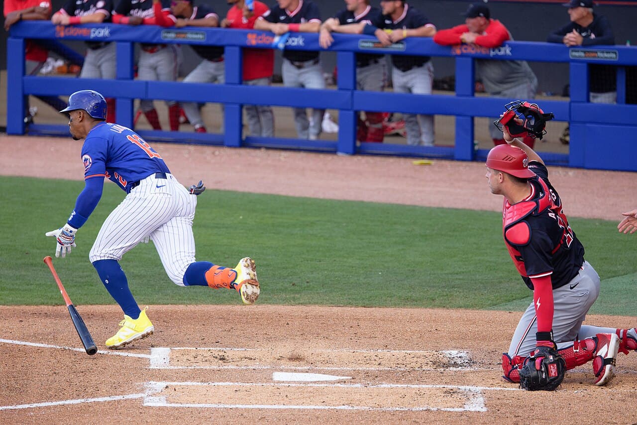 Francisco Lindor batting, March 15, 2024 - 01-00008